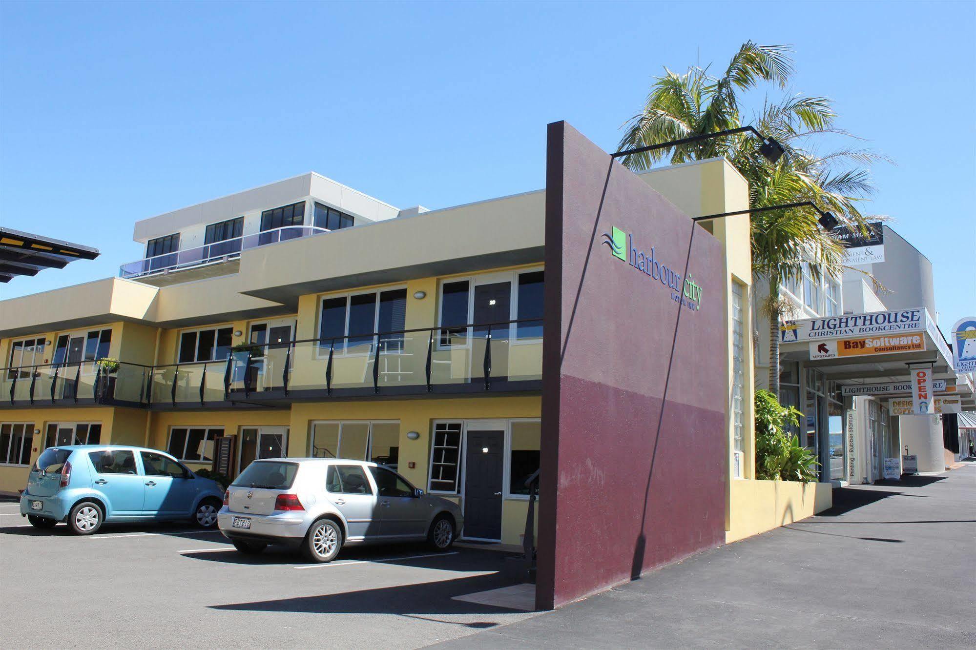 Harbour Motor & Conference Motel